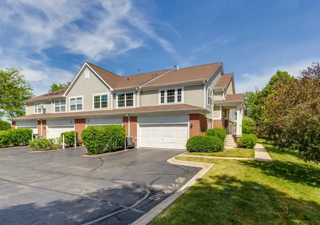 Photo 30 of Townhouse for sale at 1155 Georgetown Way, Vernon Hills, IL 60061 | MLS# 12749672 | Listing updated on 2026-09-03