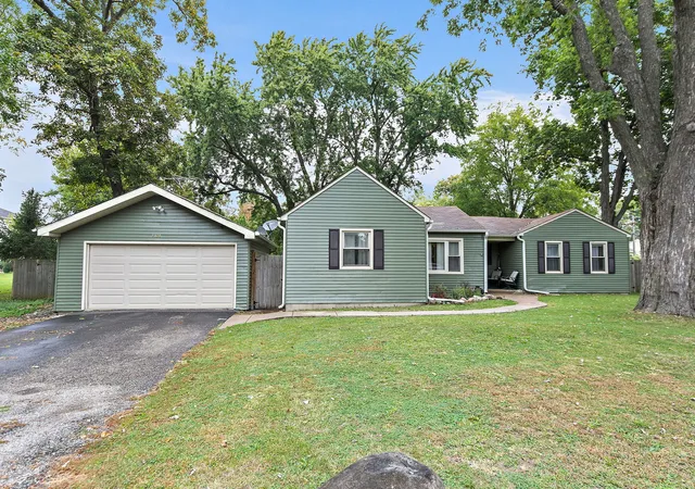 Photo 2 of Single family home for sale at 9020 Shady Ln, Wonder Lake, IL 60097 | MLS# 12749769 | Listing updated on 2026-09-08
