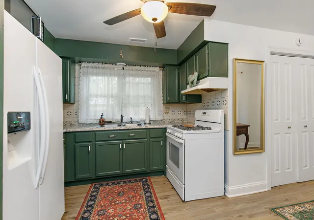 Photo 4 of Single family home for sale at 9020 Shady Ln, Wonder Lake, IL 60097 | MLS# 12749769 | Listing updated on 2026-10-15