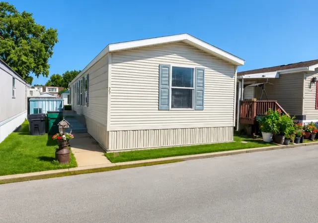 Photo 1 of Manufactured home for sale at 77 Country Dr #77, Countryside, IL 60525 | MLS# 12749883 | Listing updated on 2026-09-08