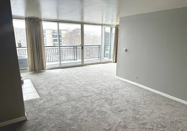 Photo 4 of Condo for sale at 6010 Oakwood Dr #5D, Lisle, IL 60532 | MLS# 12750033 | Listing updated on 2026-09-08