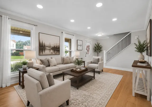 Photo 4 of Single family home for sale at 1712 Borman Pl, Downers Grove, IL 60516 | MLS# 12750043 | Listing updated on 2026-09-09