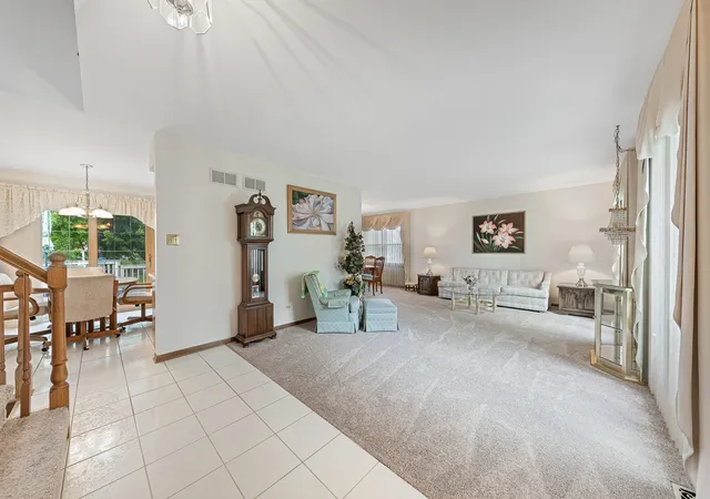 Photo 2 of Single family home for sale at 7502 W Lakeside Dr, Frankfort, IL 60423 | MLS# 12750061 | Listing updated on 2026-09-08