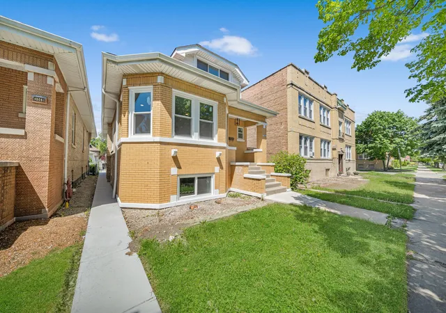 Photo 3 of Single family home for sale at 3052 N Major Ave, Chicago, IL 60634 | MLS# 12750066 | Listing updated on 2026-09-08
