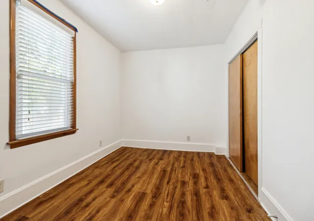 Listing Photo 4 - Condo for sale in building located at 392 W Exchange St, Crete, IL 60417