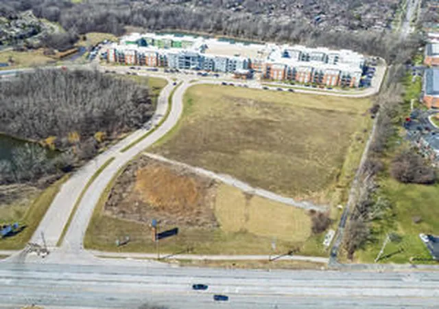 Photo 3 of Land for sale at 1s625 Oakbrook Lake, Oak Brook, IL 60523 | MLS# 12750079 | Listing updated on 2026-09-08