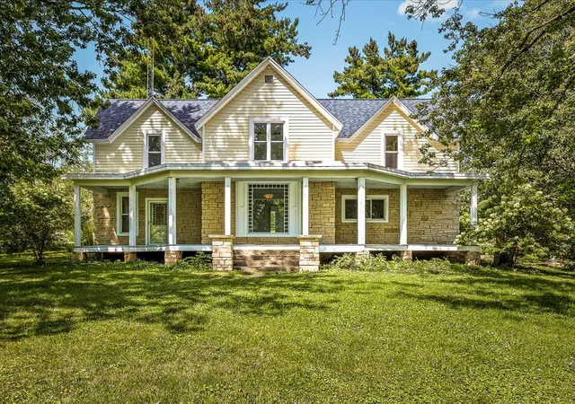 Photo 1 of Single family home for sale at 1112 W Saint James Rd, Orangeville, IL 61060 | MLS# 12750094 | Listing updated on 2026-09-08