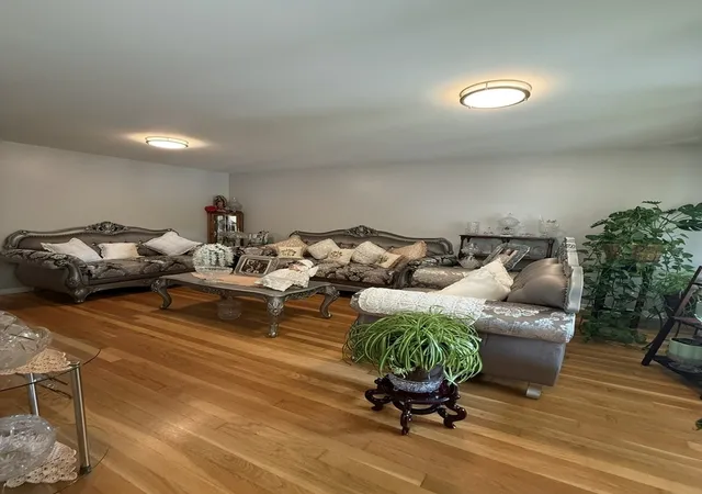 Photo 3 of Single family home for sale at 8207 S Kostner Ave, Chicago, IL 60652 | MLS# 12750209 | Listing updated on 2026-09-08
