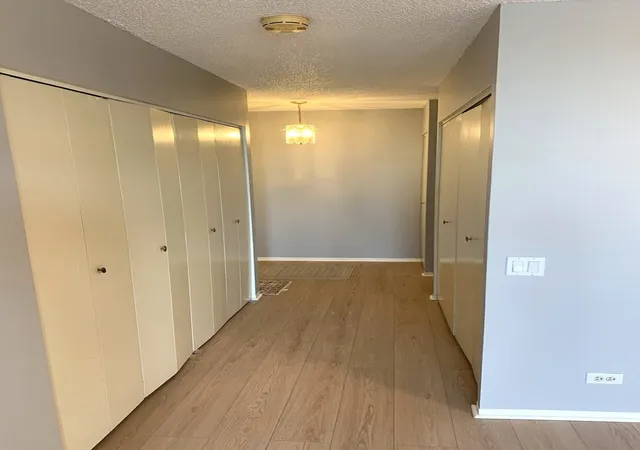 Photo 2 of Condo for sale at 5320 N Sheridan Rd #611, Chicago, IL 60640 | MLS# 12750237 | Listing updated on 2026-09-27
