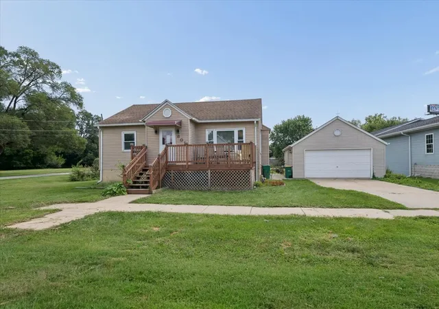 Photo 1 of Single family home for sale at 802 Vine St, Lockport, IL 60441 | MLS# 12750240 | Listing updated on 2026-09-08