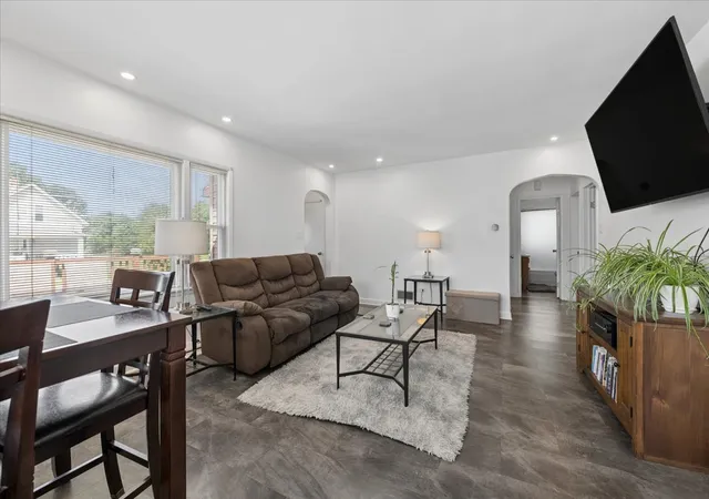 Photo 3 of Single family home for sale at 802 Vine St, Lockport, IL 60441 | MLS# 12750240 | Listing updated on 2026-09-08
