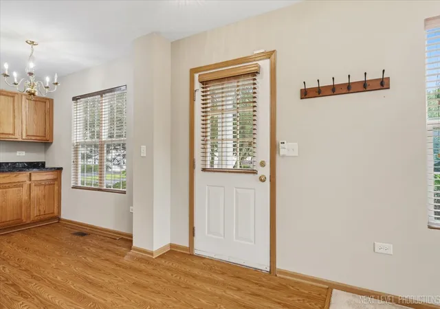 Photo 4 of Condo for sale at 2471 Stoughton Cir #2471, Aurora, IL 60502 | MLS# 12750335 | Listing updated on 2026-09-22