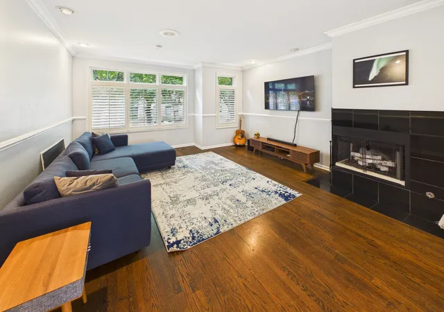 Photo 2 of Townhouse for sale at 1445 S Indiana Ave, Chicago, IL 60605 | MLS# 12750392 | Listing updated on 2026-09-09