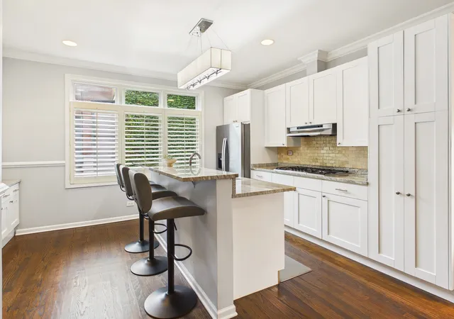Photo 4 of Townhouse for sale at 1445 S Indiana Ave, Chicago, IL 60605 | MLS# 12750392 | Listing updated on 2026-09-09