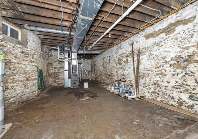 Photo 36 of Sale Pending at 1826 Scott Blvd, Covington, KY 41014 | MLS# 646510 | Listing updated on 2026-09-11