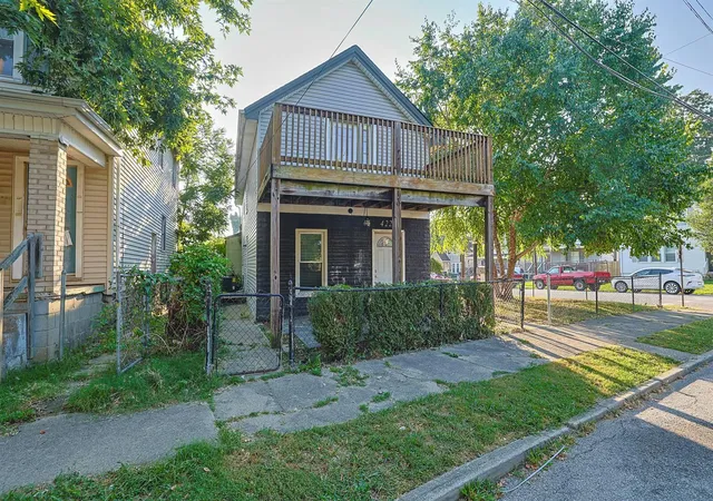 Photo 2 of Multi family home for sale at 4222 Mckee St, Covington, KY 41015 | MLS# 646445 | Listing updated on 2026-09-08