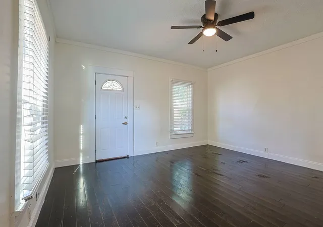 Photo 4 of Multi family home for sale at 4222 Mckee St, Covington, KY 41015 | MLS# 646445 | Listing updated on 2026-09-08