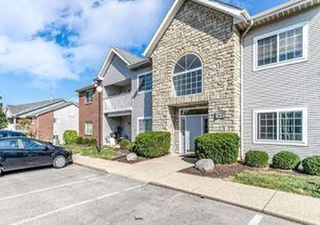 Condo for sale at 120 Buckhorn Ct #5, Erlanger, KY 41018 | MLS# 644400