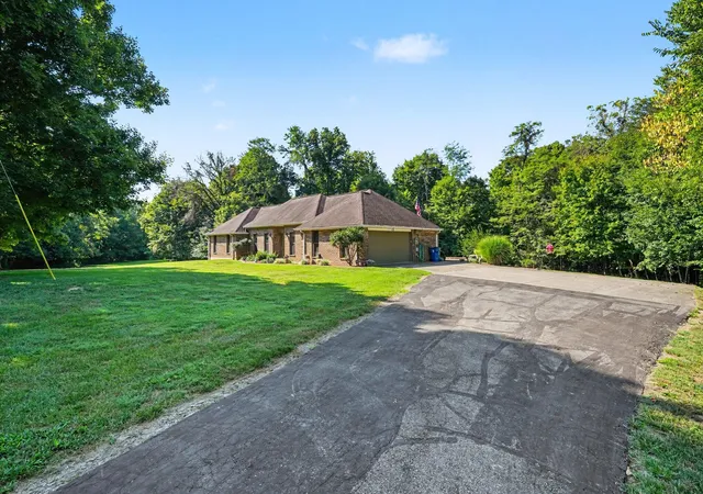 Photo 2 of Sale Pending at 1190 Lebanon Rd, Crittenden, KY 41030 | MLS# 646375 | Listing updated on 2026-09-08