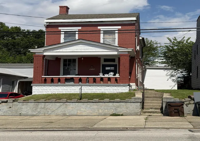 Photo 1 of Single family home for sale at 915 Isabella St, Newport, KY 41071 | MLS# 646829 | Listing updated on 2026-09-21