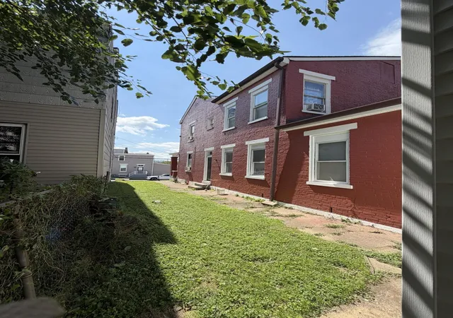 Photo 4 of Single family home for sale at 915 Isabella St, Newport, KY 41071 | MLS# 646829 | Listing updated on 2026-09-21