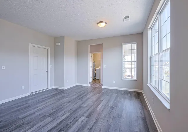 Listing Photo 5 - Condo for sale in building located at 9629 Daybreak Ct, Union, KY 41091