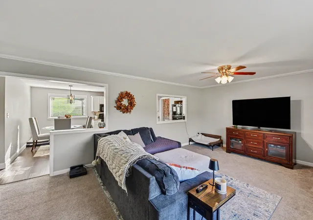 Photo 2 of Single family home for sale at 9082 Persimmon Grv Pike, Alexandria, KY 41001 | MLS# 646243 | Listing updated on 2026-09-01
