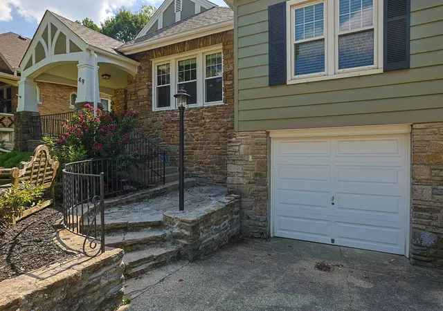 Photo 2 of Single family home for sale at 49 Arcadia Ave, Lakeside Park, KY 41017 | MLS# 646261 | Listing updated on 2026-09-10