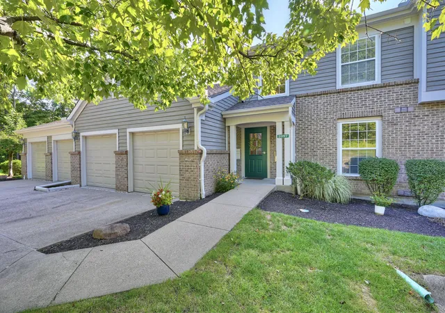 Photo 1 of Condo for sale at 2097 Clareglen Dr #202, Crescent Springs, KY 41017 | MLS# 646889 | Listing updated on 2026-09-27