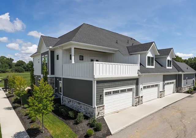 Photo 2 of Townhouse for sale at 1529 Brenden Ct, Hebron, KY 41048 | MLS# 646458 | Listing updated on 2026-09-16
