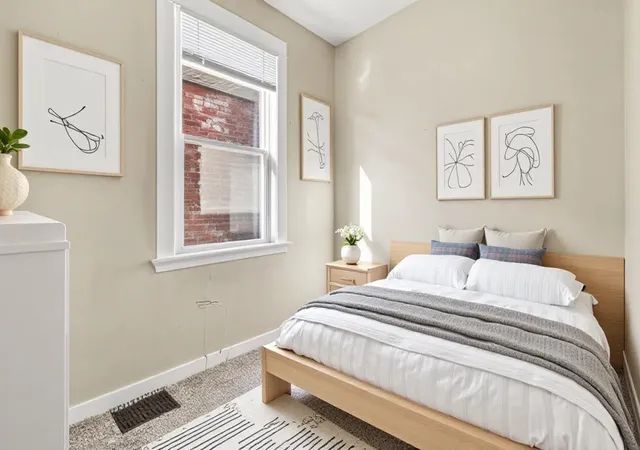 Photo 3 of Single family home for sale at 1809 Russell St, Covington, KY 41014 | MLS# 646310 | Listing updated on 2026-10-15