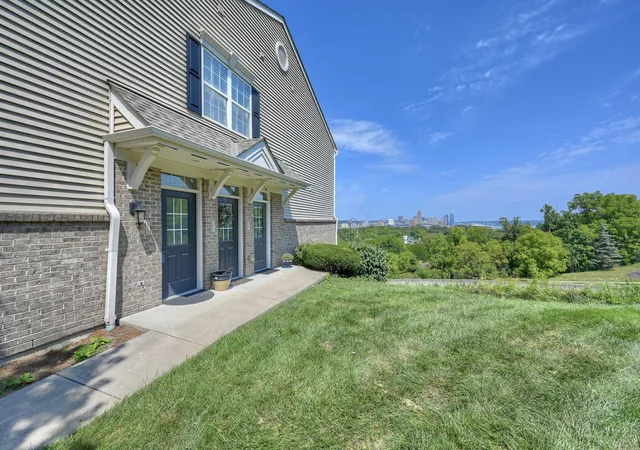 Photo 1 of Sale Pending at 356 Eastview Ct, Ludlow, KY 41016 | MLS# 646268 | Listing updated on 2026-09-11