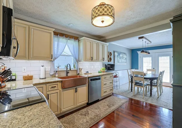 Photo 2 of Single family home for sale at 1141 Brookstone Dr, Walton, KY 41094 | MLS# 646657 | Listing updated on 2026-09-29