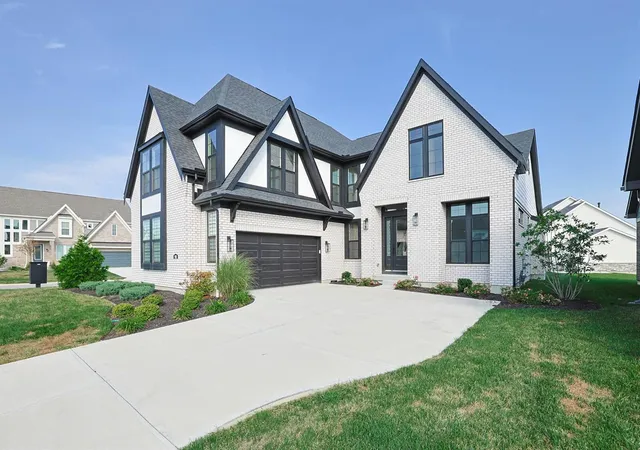 Photo 1 of Single family home for sale at 918 Fairbanks Ln, Newport, KY 41071 | MLS# 646753 | Listing updated on 2026-10-04