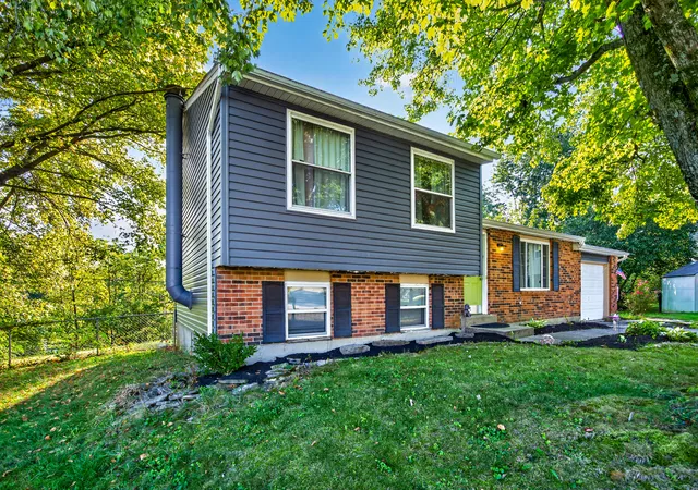 Single family home for sale at 6194 Ridewood Ct, Burlington, KY 41005 | MLS# 646407