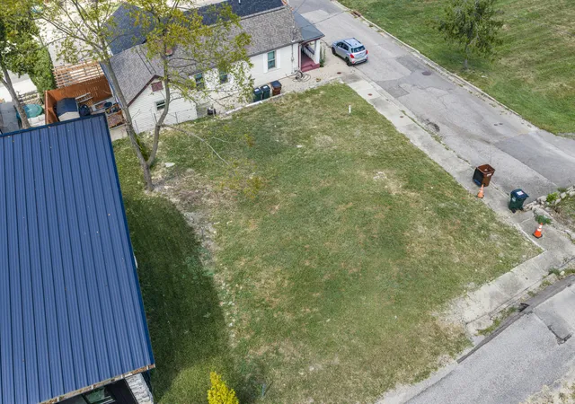 Photo 2 of Land for sale at 41 E 14th Street, Newport, KY 41071 | MLS# 646348 | Listing updated on 2026-09-21