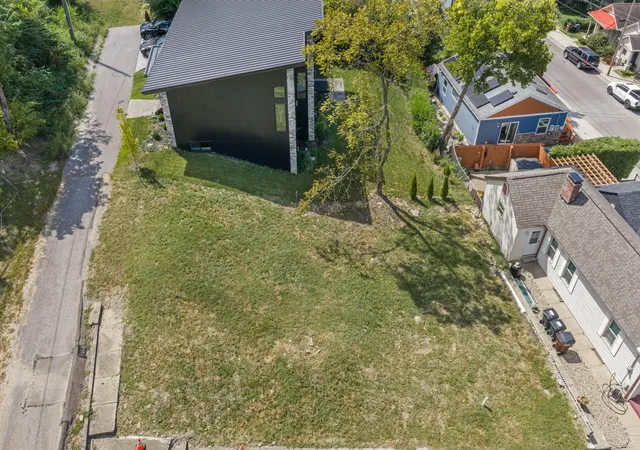 Photo 3 of Land for sale at 41 E 14th Street, Newport, KY 41071 | MLS# 646348 | Listing updated on 2026-09-21