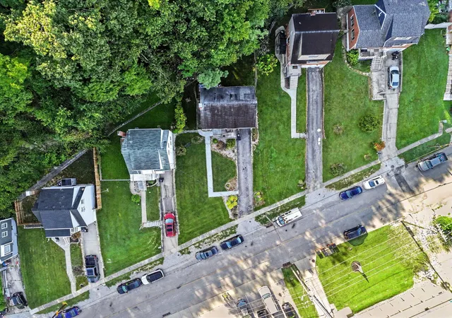 Photo 27 of Single family home for sale at 1166 Waterworks Rd, Newport, KY 41071 | MLS# 646214 | Listing updated on 2026-09-01