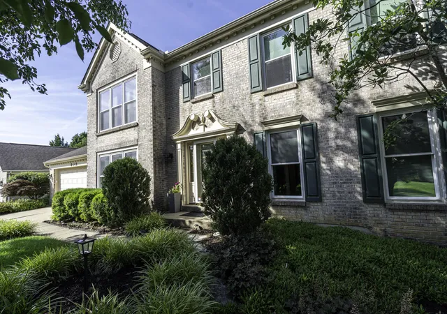 Photo 1 of Single family home for sale at 8442 Woodcreek Dr, Florence, KY 41042 | MLS# 646263 | Listing updated on 2026-09-04