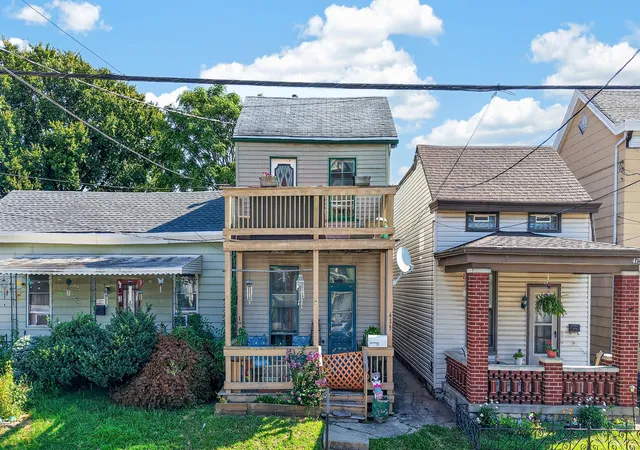 Photo 2 of Multi family home for sale at 413 Berry Ave, Bellevue, KY 41073 | MLS# 646217 | Listing updated on 2026-09-05