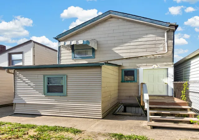 Photo 32 of Multi family home for sale at 413 Berry Ave, Bellevue, KY 41073 | MLS# 646217 | Listing updated on 2026-09-05
