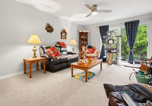Photo 3 of Sale Pending at 1550 Taramore Dr #102, Florence, KY 41042 | MLS# 646238 | Listing updated on 2026-09-13