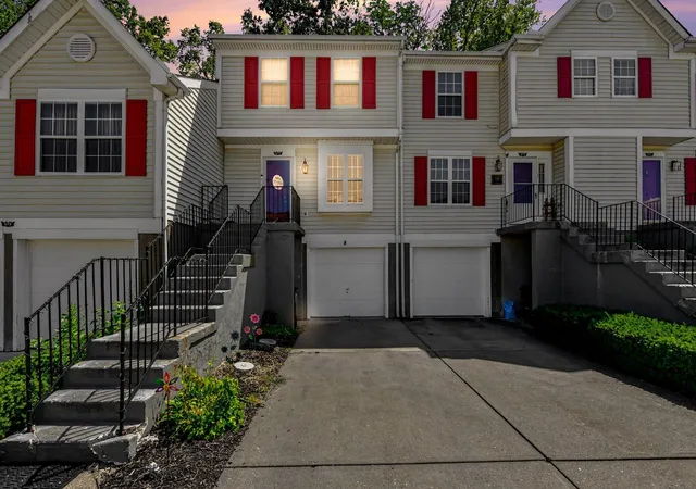 Photo 2 of Townhouse for sale at 677 Stable Gate Ln, Florence, KY 41042 | MLS# 646235 | Listing updated on 2026-09-01