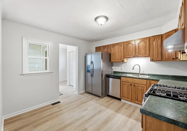 Photo 4 of Single family home for sale at 102 Valley Dr, Florence, KY 41042 | MLS# 646289 | Listing updated on 2026-09-13