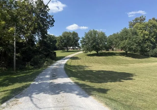 Photo 3 of Single family home for sale at 10 Heritage Hl Dr, Alexandria, KY 41001 | MLS# 646258 | Listing updated on 2026-09-02