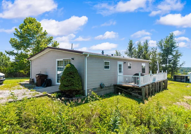 Photo 3 of Single family home for sale at 4389 Snake Lick Rd, Berry, KY 41003 | MLS# 646266 | Listing updated on 2026-10-01