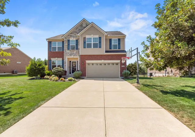 Photo 2 of Sale Pending at 1967 Montpelier Dr, Hebron, KY 41048 | MLS# 646530 | Listing updated on 2026-09-14