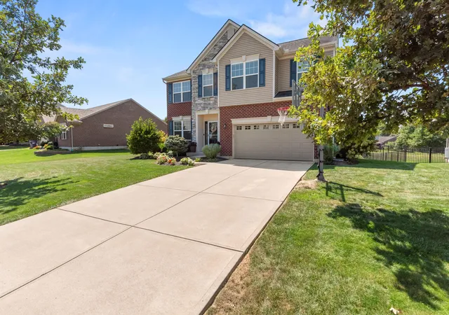 Photo 3 of Sale Pending at 1967 Montpelier Dr, Hebron, KY 41048 | MLS# 646530 | Listing updated on 2026-09-14