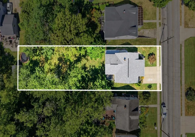 Photo 2 of Single family home for sale at 350 Rossford Ave, Fort Thomas, KY 41075 | MLS# 646373 | Listing updated on 2026-09-14