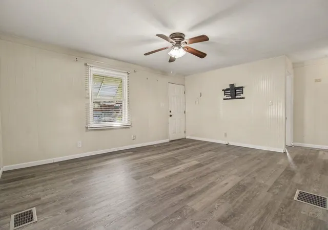 Photo 3 of Sale Pending at 12 Gail Ct, Taylor Mill, KY 41015 | MLS# 646335 | Listing updated on 2026-09-05